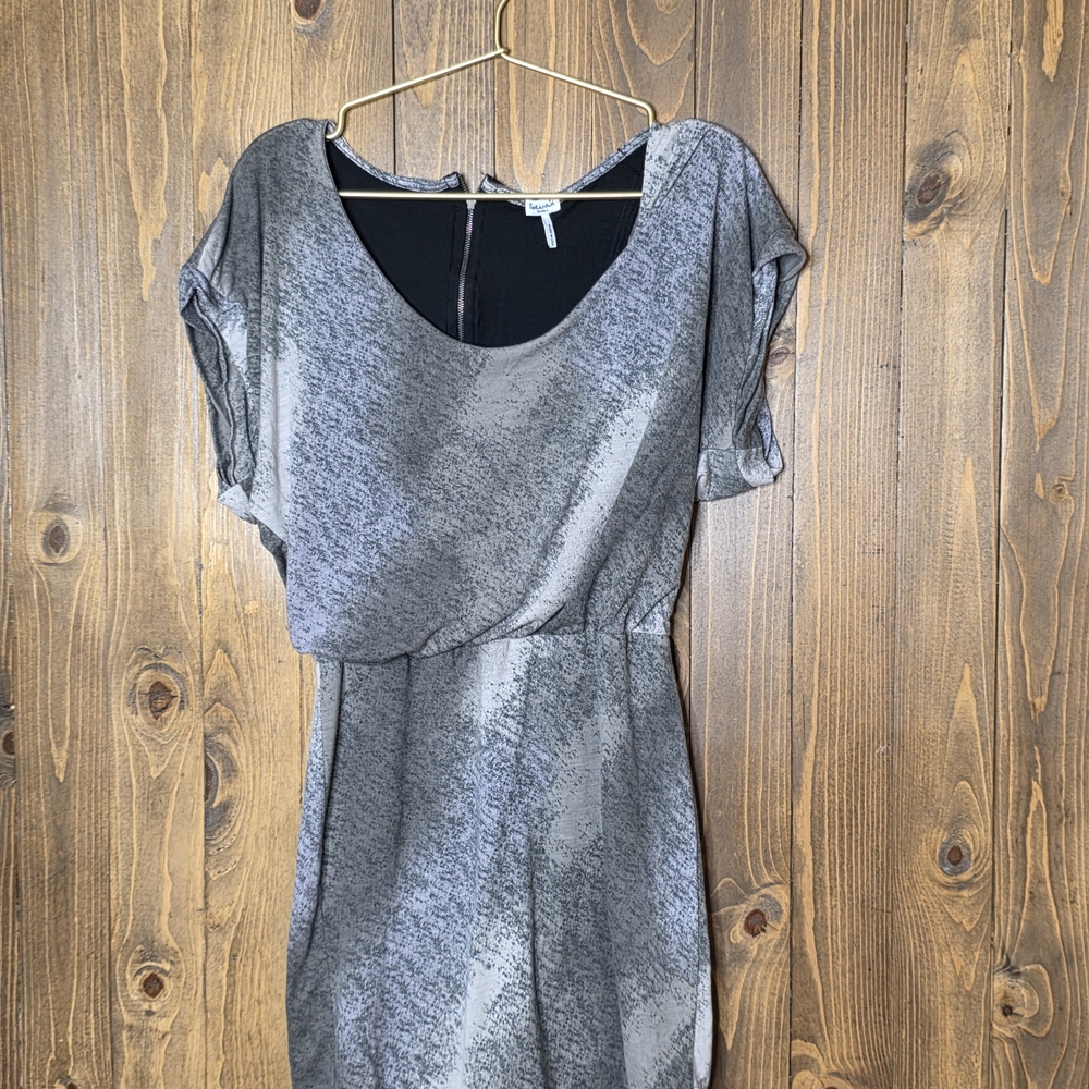 Splendid Charcoal Gray Midi Dress